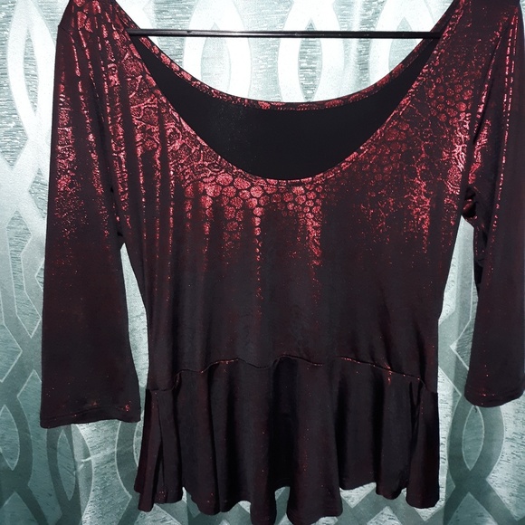 Womens red silky top shirt - Picture 2 of 2